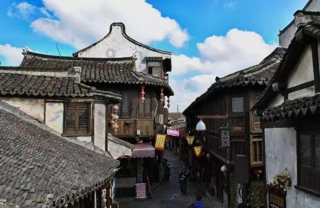 中国最“害羞”一个姓氏,看后让人读不出口,不少女生偷偷改姓,解决你的困惑